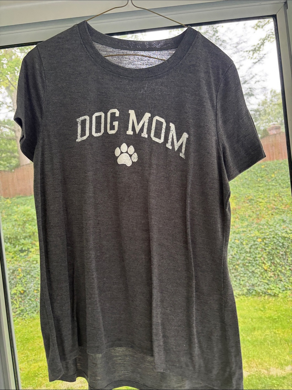 Modern Lux Dog Mom Tee - Charcoal